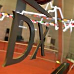 Saham Indonesia Melemah di Penutupan Perdagangan; IDX Composite Index Terkoreksi 1,69%