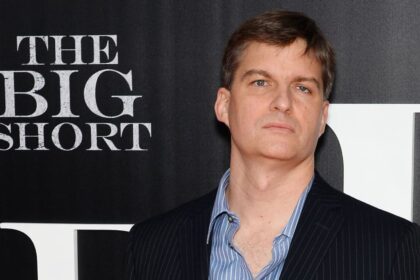 Michael Burry Tetap Melawan Arus: Sanksi Trump Justru Naikkan Saham Palantir