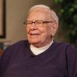 Warren Buffett Gandeng Stephen Curry untuk Acara Makan Siang Amal