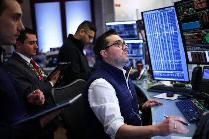 Ancaman AI Hantui Saham Perangkat Lunak Pasca Pembaruan Terbaru dari Anthropic