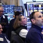 Survei Investor Tunjukkan Sentimen Terburuk dalam 11 Bulan, Panggilan Berani: Saatnya Berinvestasi!