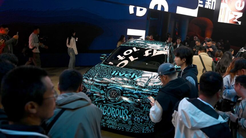 Volkswagen Luncurkan Teknologi Suara Berbasis AI di Mobil China Mulai Tahun Ini