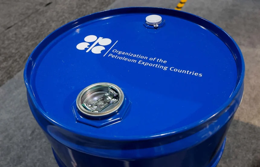 OPEC+ Siapkan Kenaikan Kuota Minyak yang Simbolis di Tengah Ketegangan Perang, Kata Delegasi