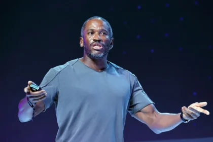 Arthur Hayes Tandai “Zona Tanpa Perdagangan” di Crypto di Tengah Dampak AI dan Geopolitik