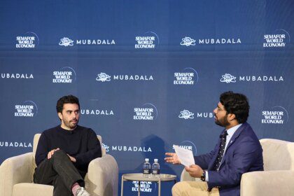 CEO Runway Ungkap, AI Bisa Bantu Hollywood Produksi 50 Film dari Satu Blokbuster $100 juta!