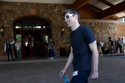 Proyek Sam Altman, World, Siap Ekspansi Verifikasi Manusia – Awal Kerjasama dengan Tinder!