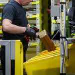 Pekerja Gudang Amazon Meninggal Saat Bertugas di Fasilitas Oregon