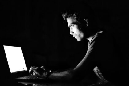 Bocoran Pertama Segera Hadir: Cara Akses Berkas UFO dan Alien Secara Anonim
