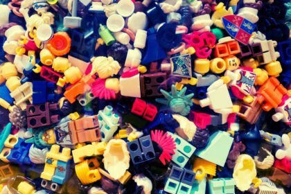 Superfan LEGO ini Ubah Cara Builder Tunarungu Berkarya!