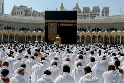 Kondisi Memanas: Konflik Iran Dorong Kenaikan Biaya Ibadah Haji bagi Muslim Asia Tenggara