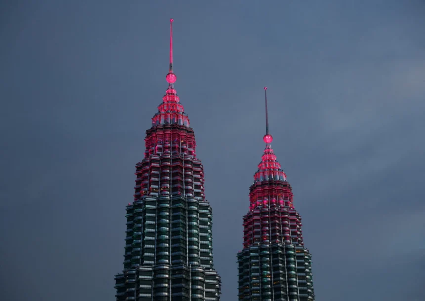 Malaysia Tingkatkan Proyeksi Pertumbuhan 2026, Dampak Perang Diklaim Terkendali