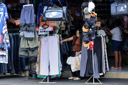 Fitch Turunkan Prospek Rating Filipina, Pertumbuhan Ekonomi Terancam Lesu