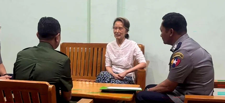 Aung San Suu Kyi Dipindahkan ke Penahanan Rumah; Siapkan Pertemuan dengan Tim Hukum Akhir Pekan Ini