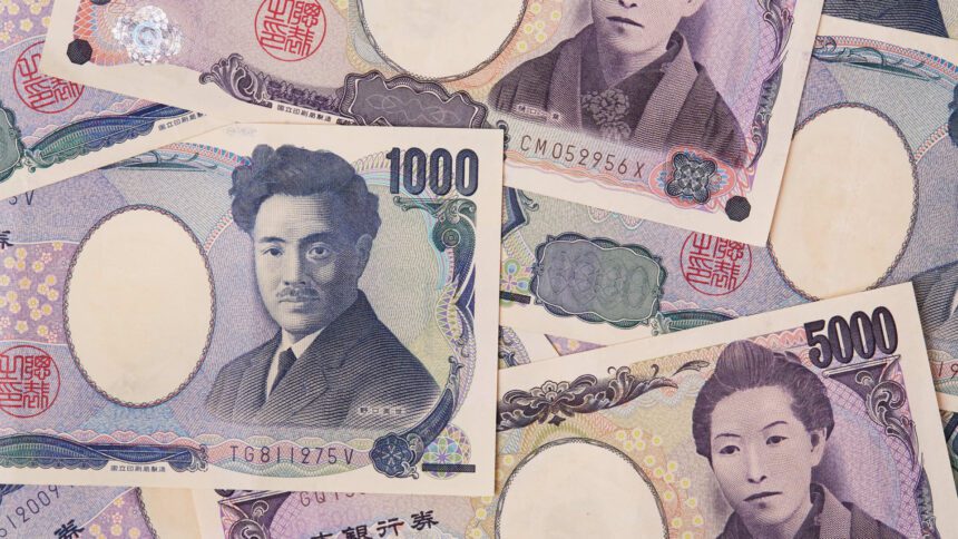 Bank-bank besar Jepang raih keuntungan rekor, tetapi analis peringatkan pertumbuhan mungkin melambat di tengah risiko yang meningkat