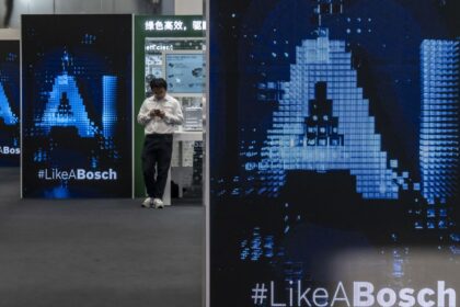Perang Harga Mobil Listrik di China Berlanjut ke Persaingan AI: Lebih dari Sekadar Mobil Murah!