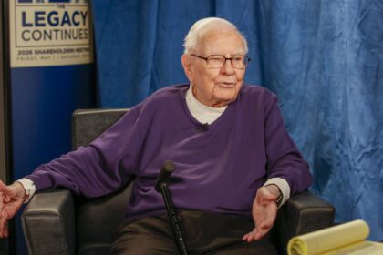 Warren Buffett Bocorkan 'Pembelian Kecil' di Bulan Maret, Ada Petunjuk dalam Berkas Berkshire?