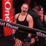 Ronda Rousey Hancurkan Gina Carano dalam 17 Detik dan Umumkan Pensiun!