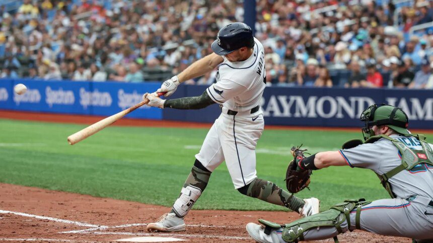 Taylor Walls dari Rays: Mesin RBI Andalan saat Basis Penuh!