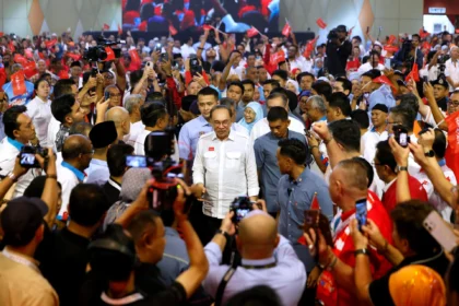Anwar Malaysia Usulkan Pemilu Dadakan di Tengah Ketegangan di Koalisi Pemerintah