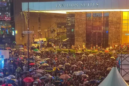Pariwisata Malaysia: Konser Meriah, Uang Melimpah, dan Pertarungan Budaya