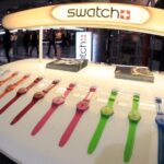 RBC Tingkatkan Rekomendasi Swatch Berkat Kolaborasi dengan AP, Namun Saham Tertekan Karena Respon Campuran
