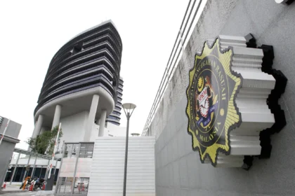 KPK Malaysia Berkomitmen Pulihkan Seni Bernilai Tinggi yang Dibeli dari Dana Skandal 1MDB