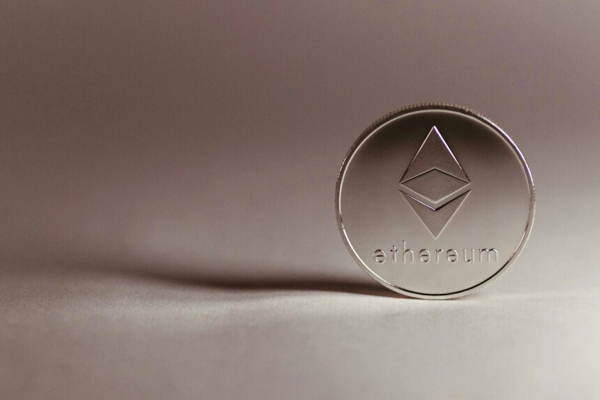 BitMine Investasikan $197 Juta di Ethereum, Menguatkan Strategi 5% ETH Tom Lee