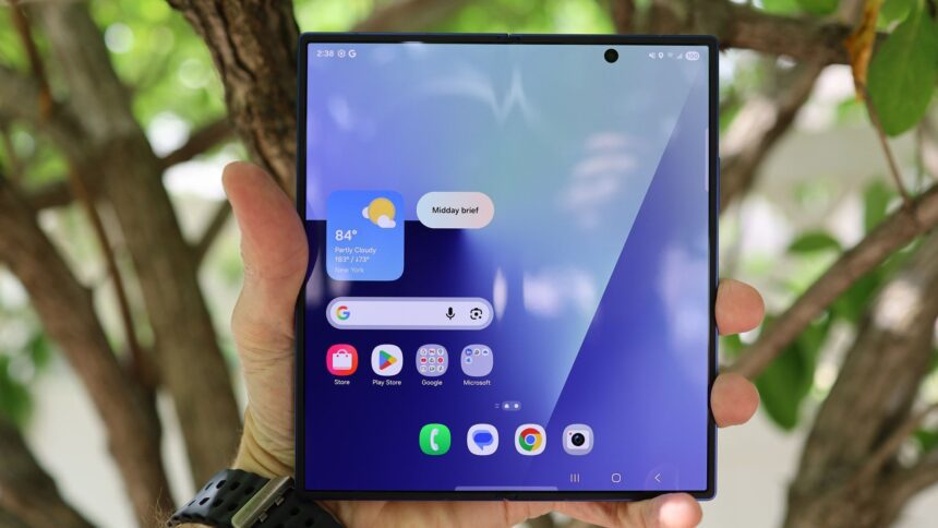 Galaxy Z Fold 8 Muncul dengan Desain Super Tipis, Samsung Tunjukkan Kecemasan Terhadap iPhone Fold