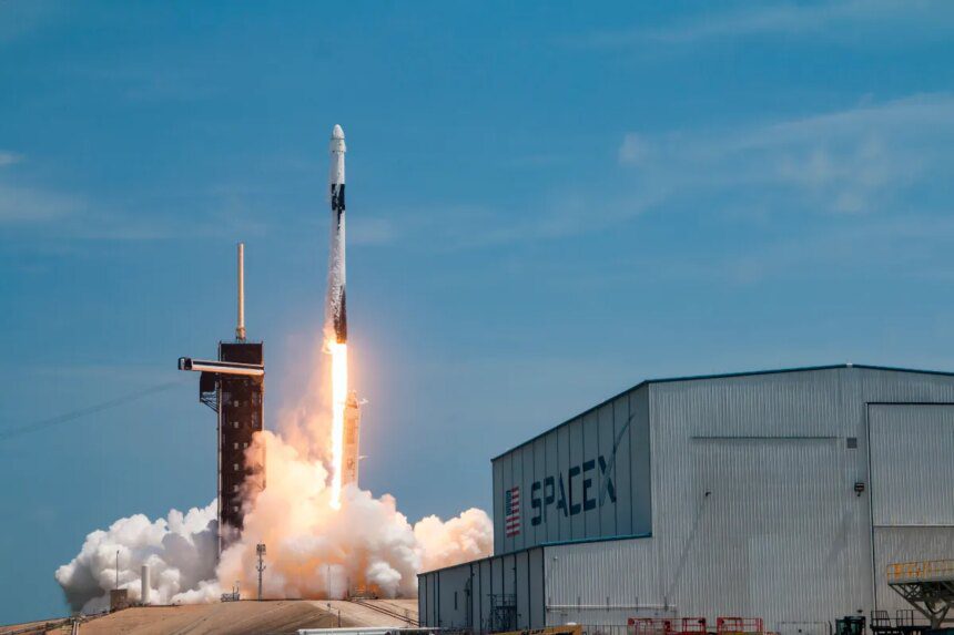 SpaceX Raih Kontrak Rp 99 Triliun dari Space Force Menjelang IPO