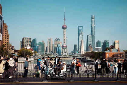 Dana Kekayaan Saudi PIF Buka Kantor di Shanghai untuk Mempercepat Kesepakatan Bisnis di China