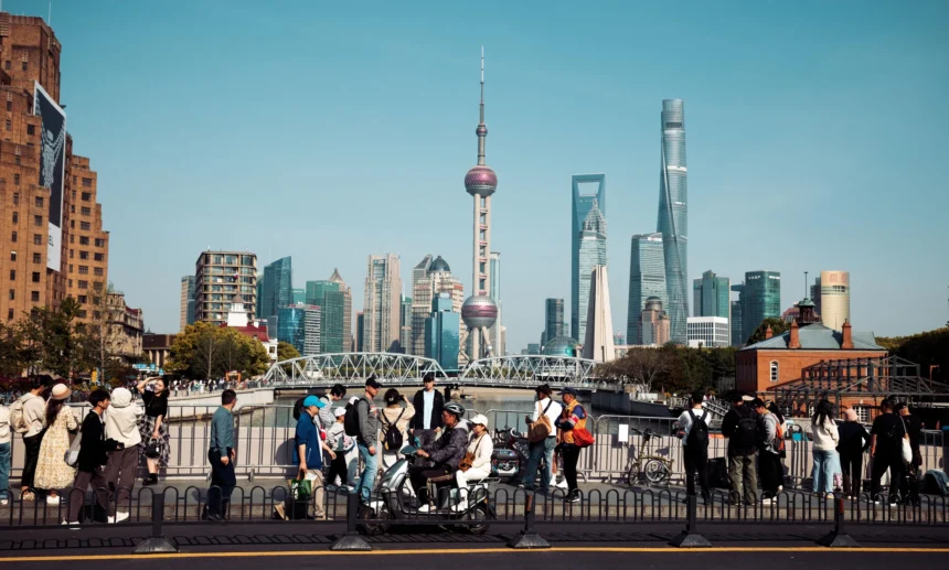 Dana Kekayaan Saudi PIF Buka Kantor di Shanghai untuk Mempercepat Kesepakatan Bisnis di China