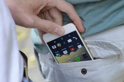 Setiap Delapan Menit 1 Ponsel Dicuri di London — iPhone Siap Sambut Fitur Baru yang Terinspirasi dari Android untuk Menghadang Pencuri!
