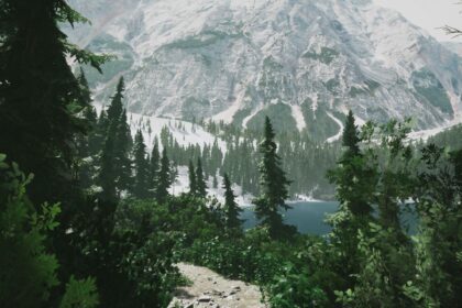 Struktur Tersembunyi di Bawah Permukaan Amerika Bisa Perparah Badai Matahari dan Gangguan Jaringan Listrik Massal!
