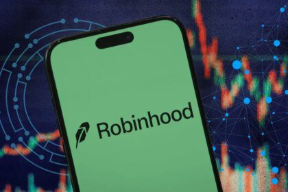 Robinhood Perkenalkan Fitur Baru: AI Kini Bisa Perdagangan Saham dan Gunakan Kartu Anda!