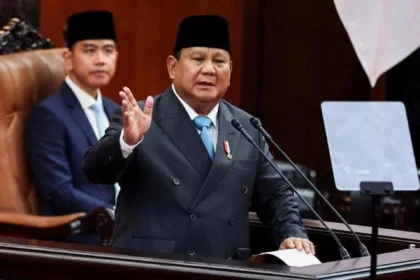 Masalah Kepribadian di Balik Anjloknya Pasar dan Ekonomi Indonesia - Prabowo