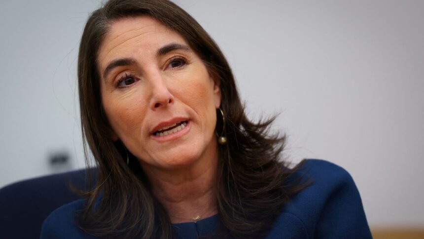 Presiden Cleveland Fed, Hammack: AI Picu Inflasi, Kenaikan Suku Bunga Mungkin Diperlukan