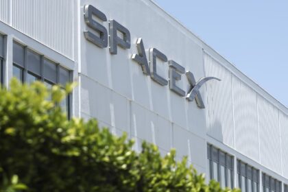 S&P 500 Mengeluarkan Panggilan Penting untuk IPO SpaceX: Apa yang Harus Diketahui Investor Indeks?