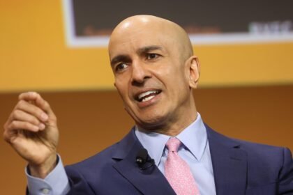 Presiden Fed Minneapolis Neel Kashkari Prediksi Kenaikan Suku Bunga Tahun Ini