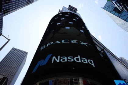 SpaceX Anjlok untuk Hari Ketiga, Hapus Nilai Pasar Senilai US$600 Miliar