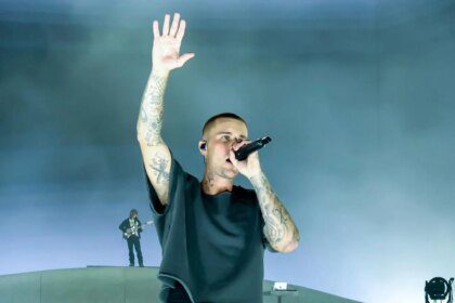 Justin Bieber Kolaborasi dengan Bintang Country, Satukan Beberapa Single dalam Satu Chart!