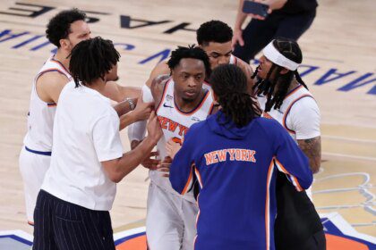 Ketangguhan Knicks Bawa Kemenangan Dramatis atas Spurs di Final NBA