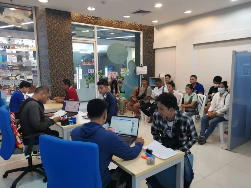 Diaspora Myanmar Berjuta-Juta Dukung Ekonomi Thailand, Dari Bir Kerajinan Hingga Kredit!