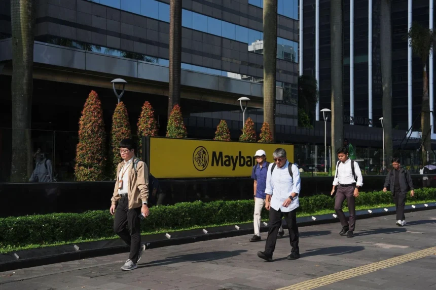 Otoritas Indonesia Periksa Staf Maybank Terkait Arus Ekspor Minyak Sawit Salim Group: Sumber