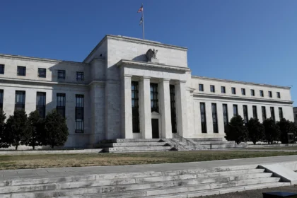 Kevin Warsh dari Fed AS Gonjang-Ganjing Ekonomi Amerika Tertekan Inflasi