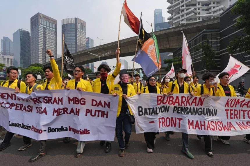 Jakarta Kerahkan Ribuan Polisi Antisipasi Aksi Protes Mahasiswa Terhadap Prabowo