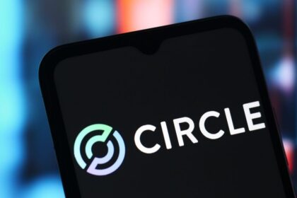 Circle Pindahkan Rekor $4,4 Miliar USDC ke Coinbase Melalui HyperEVM!