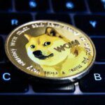 Rugikan $0,002 ke $0,7 dalam 2021, Setup Dogecoin Ini Bisa Bawa Harga Melonjak hingga $2 Sekarang!