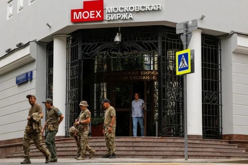 Saham Rusia Melemah di Penutupan Perdagangan, Indeks MOEX Tak Bergerak