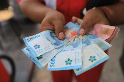 Kenaikan Darurat Bank Indonesia Beri Napas Segar untuk Rupiah, Namun Skeptisisme Investor Masih Menghantui