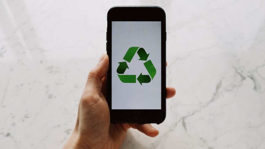 Proyek ‘Komputasi Kluster Ponsel’ Bantu Google Ubah Pixel Bekas Jadi Pusat Data Linux Terjangkau — Peneliti UCSD Ungkap Kluster 2.000 Ponsel Siap Dukung 100 Kelas Ilmu Komputer!